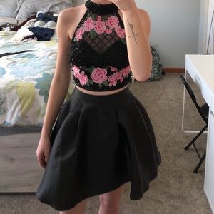 Black and rosey homecoming dress!